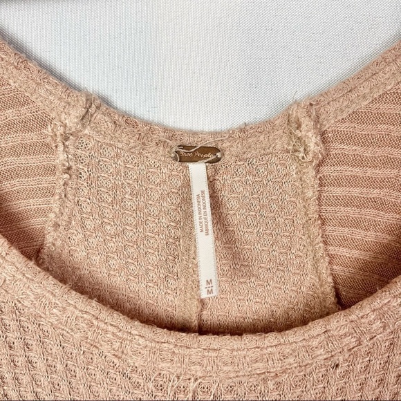 Free People Ventura Blush Tan Waffle Thermal Knit High Low Long Sleeve M - Picture 4 of 6